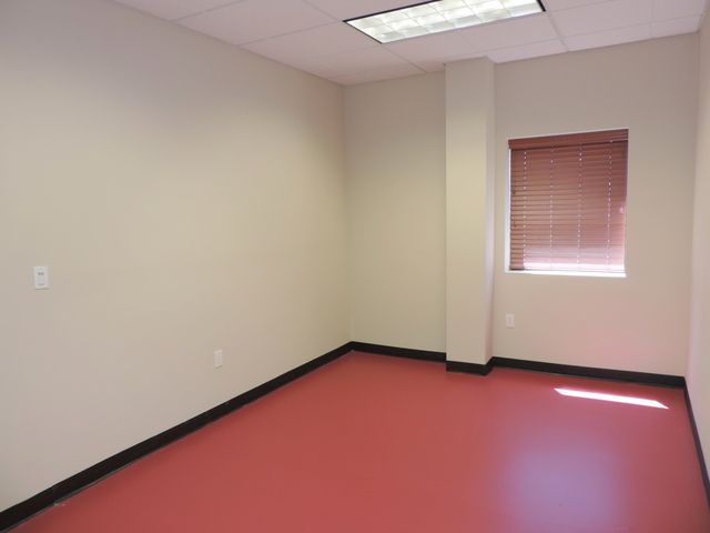 2700 Pepsi Way, Aztec, NM 87410